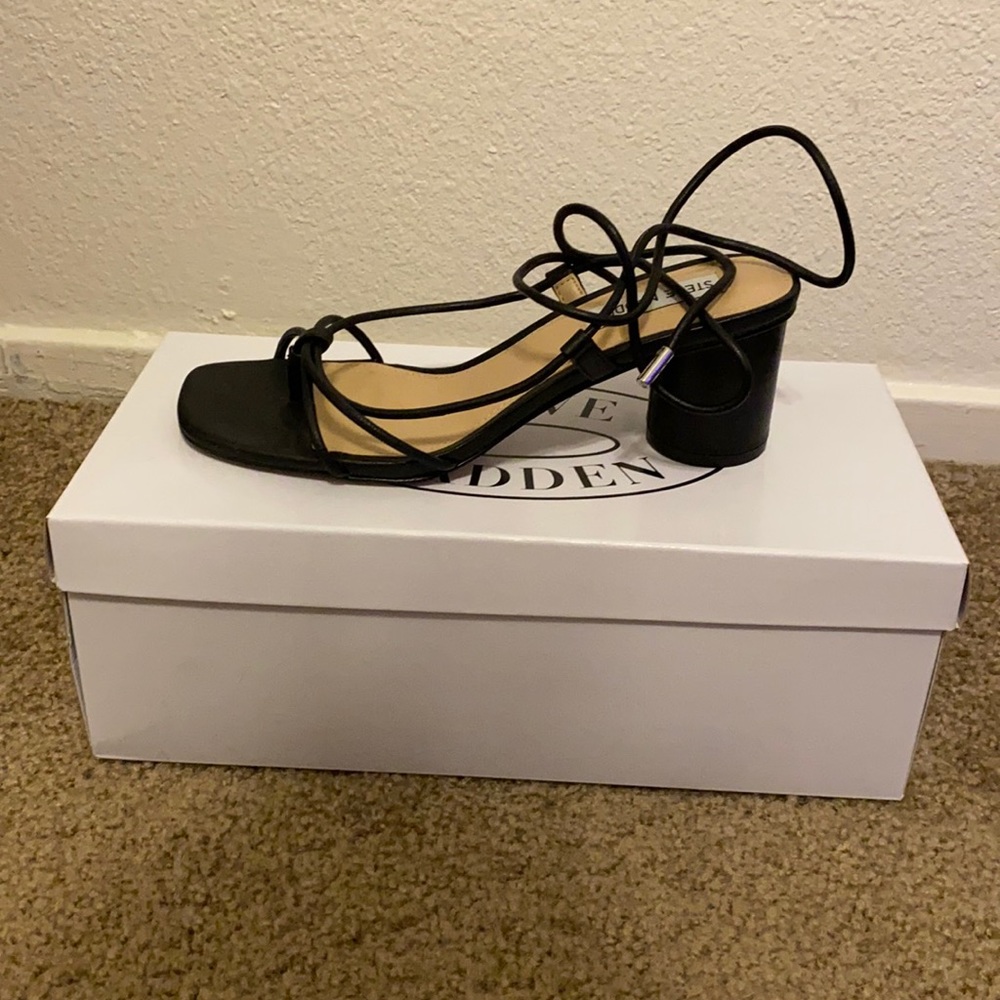 Steve Madden open toe sandal